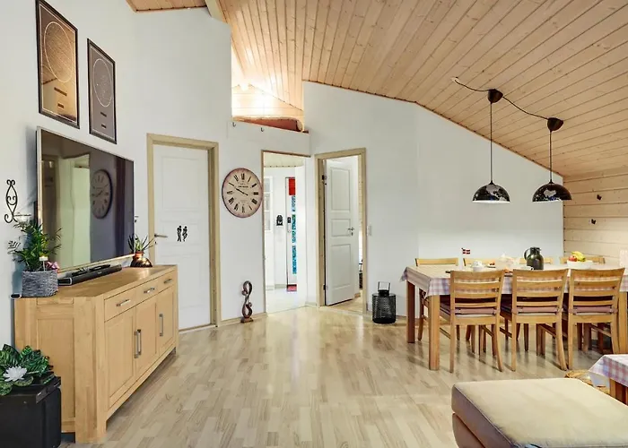 Awesome In With Wifi Holiday home