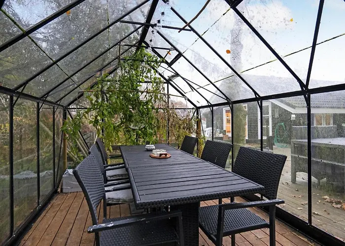 Holiday home Awesome In With Wifi Orsted (Midtjylland)